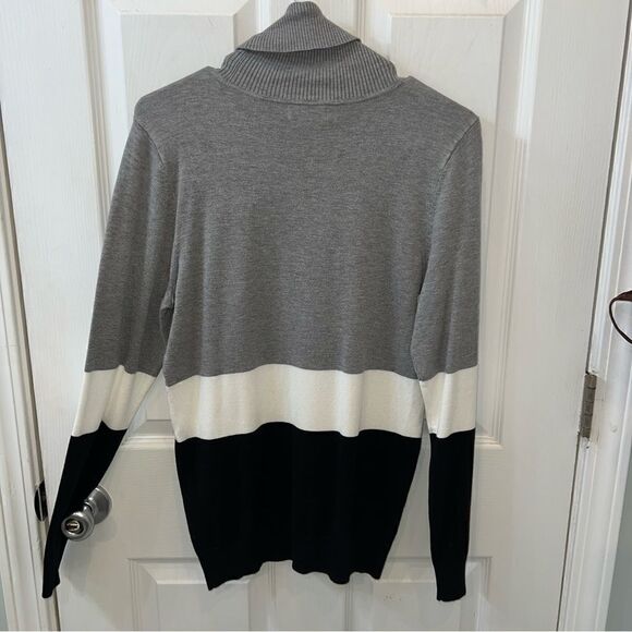 Calvin Klein Grey, white and black colorblock turtleneck sweater- NWOT sz. LG - Picture 6 of 11